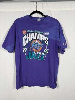 Vintage Utah Jazz 1998 NBA Western Conference Champions Champion T-Shirt Mens La